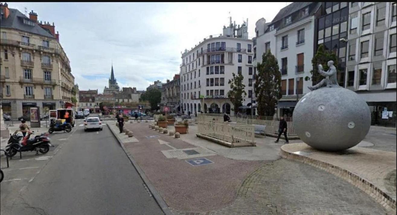 Terrasse Godrans En Plein Coeur De Ville Dijon Exterior foto